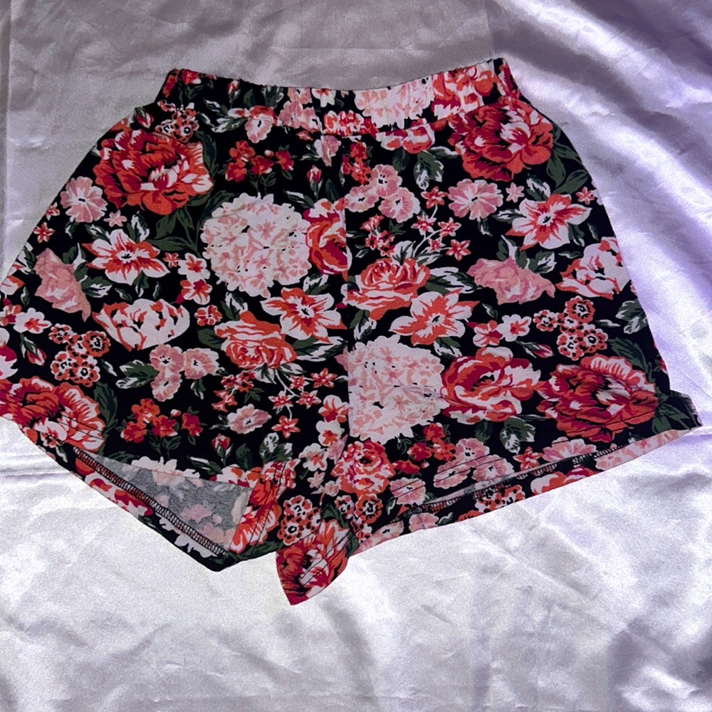 Flower pajama shorts